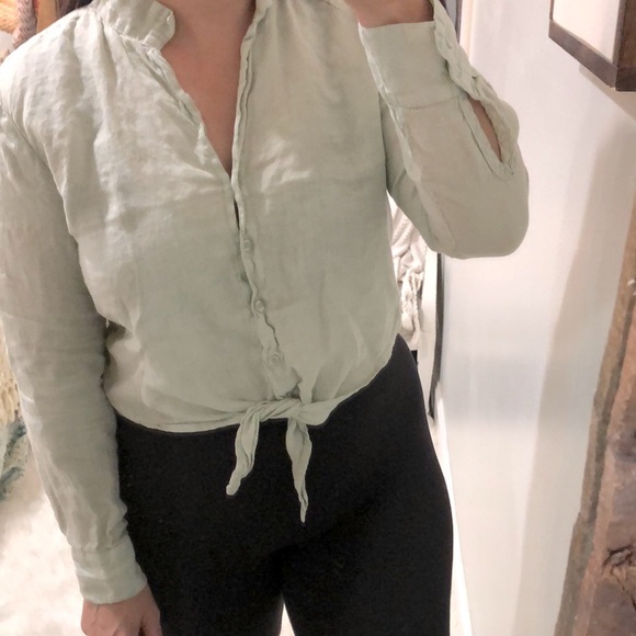 Cloth & Stone small green linen tie front top - Picture 1 of 6